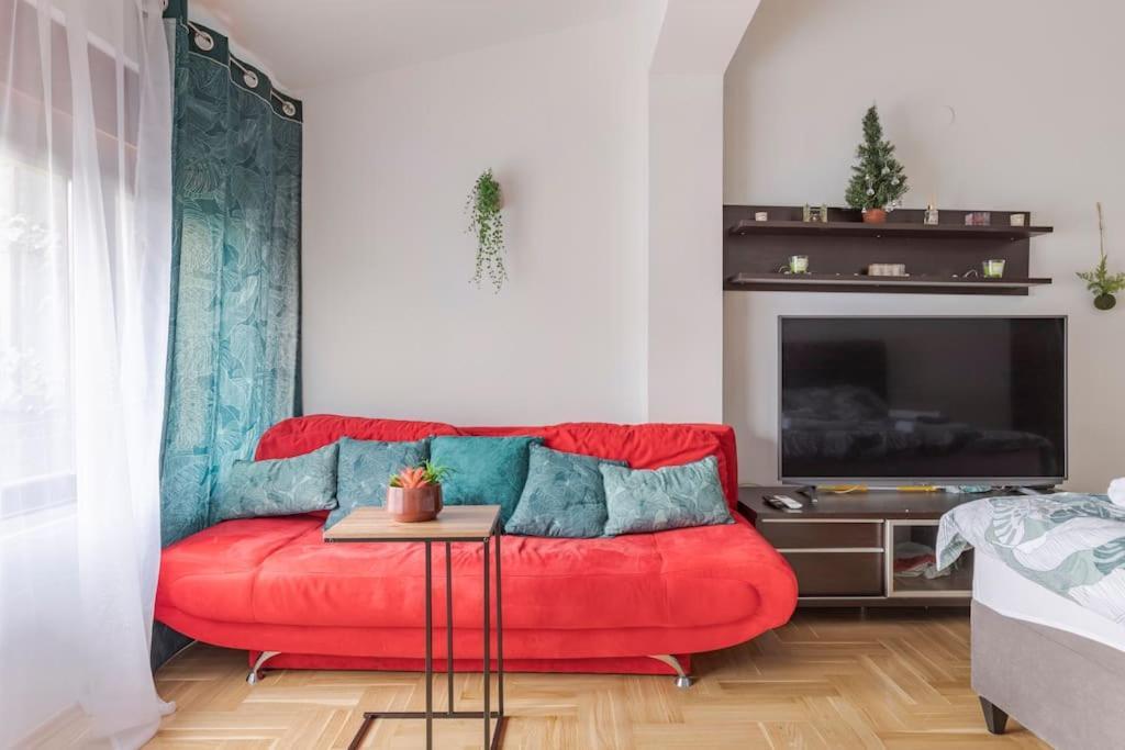 Warm House Full Of Green Ambient,Joy And Comfort Zagreb Extérieur photo