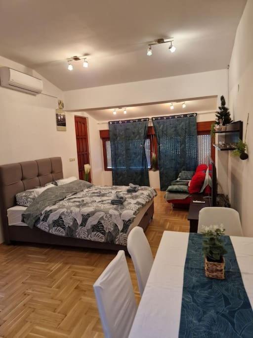 Warm House Full Of Green Ambient,Joy And Comfort Zagreb Extérieur photo