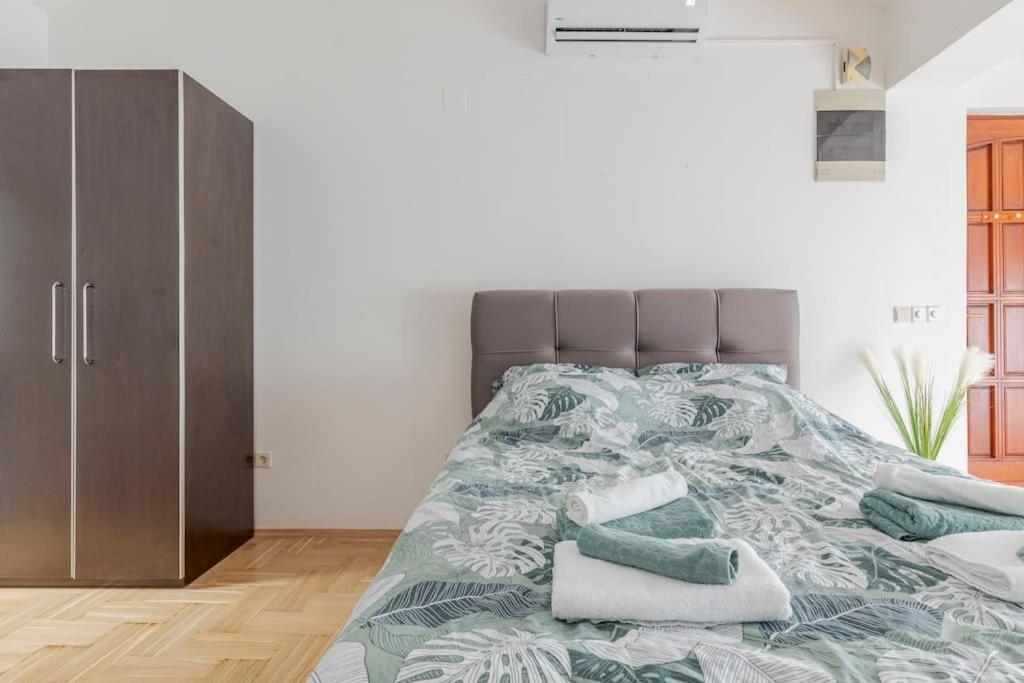 Warm House Full Of Green Ambient,Joy And Comfort Zagreb Extérieur photo