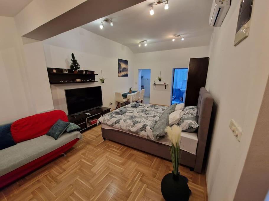 Warm House Full Of Green Ambient,Joy And Comfort Zagreb Extérieur photo